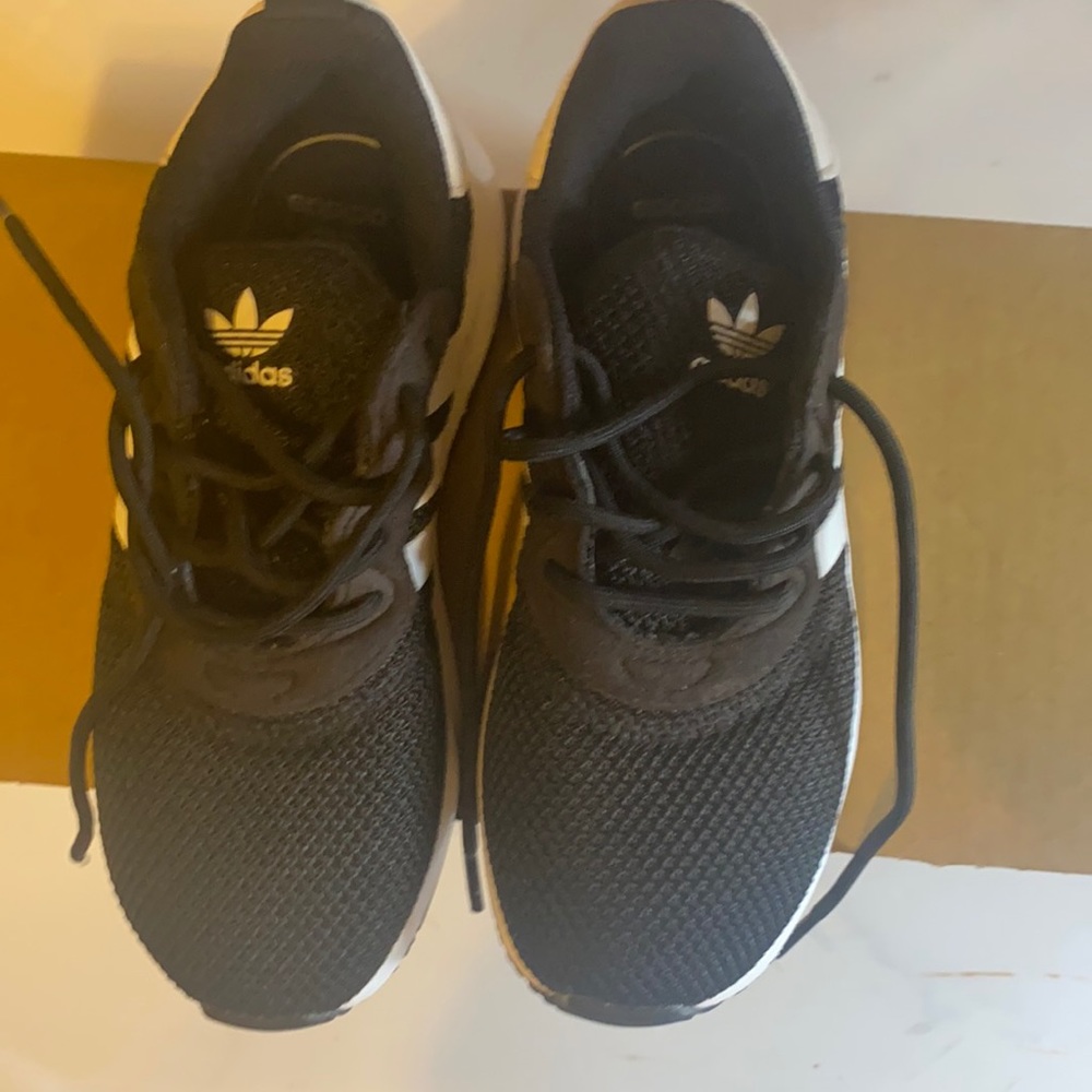 Adidas kids size 13k